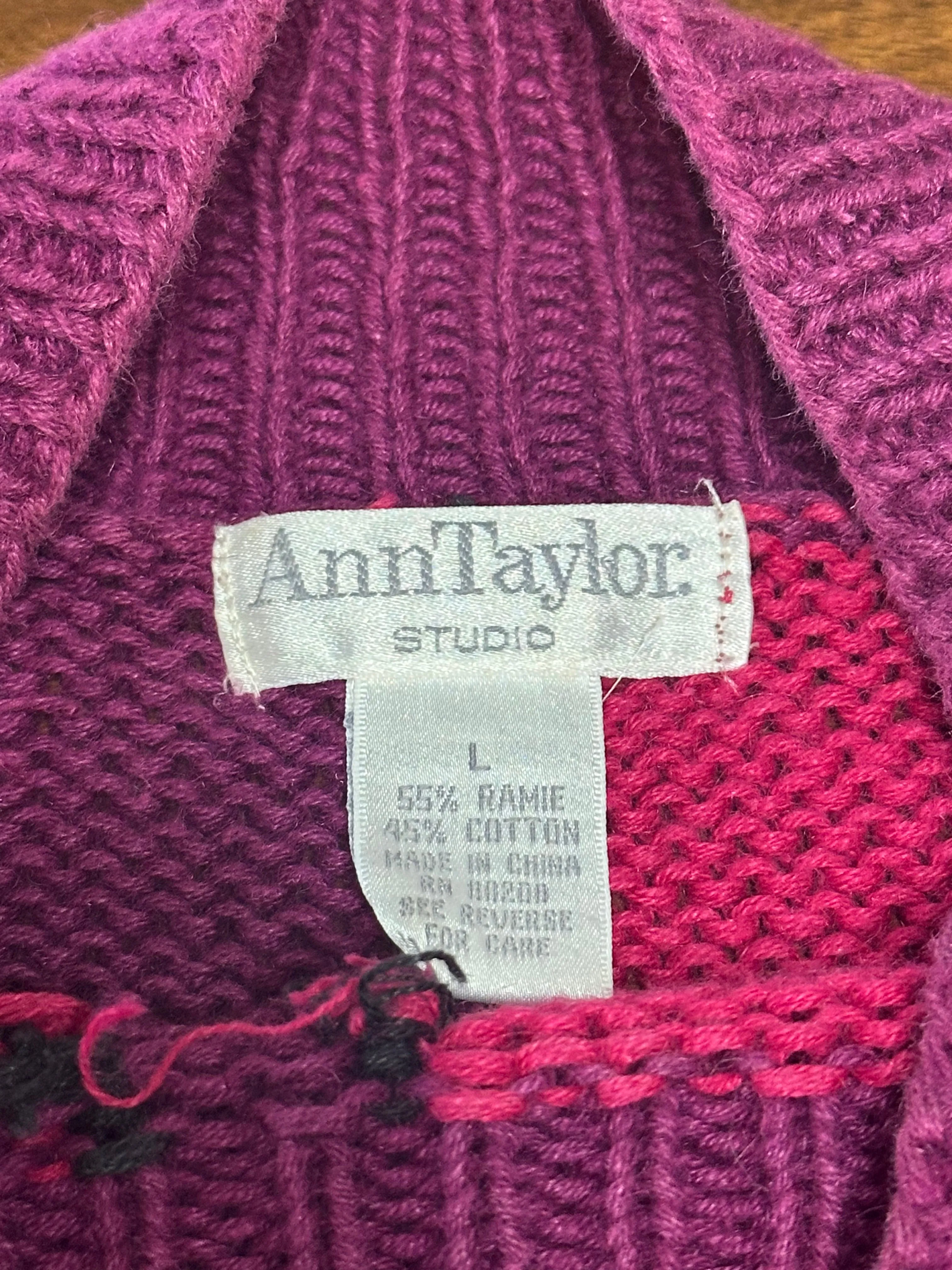 Vintage 90s Magenta Pink Abstract Chunky Knit Sweater (~M )